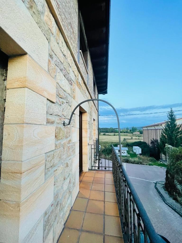 Apartamentos Rurales La Plaza 2 Duruelo de la Sierra Eksteriør bilde
